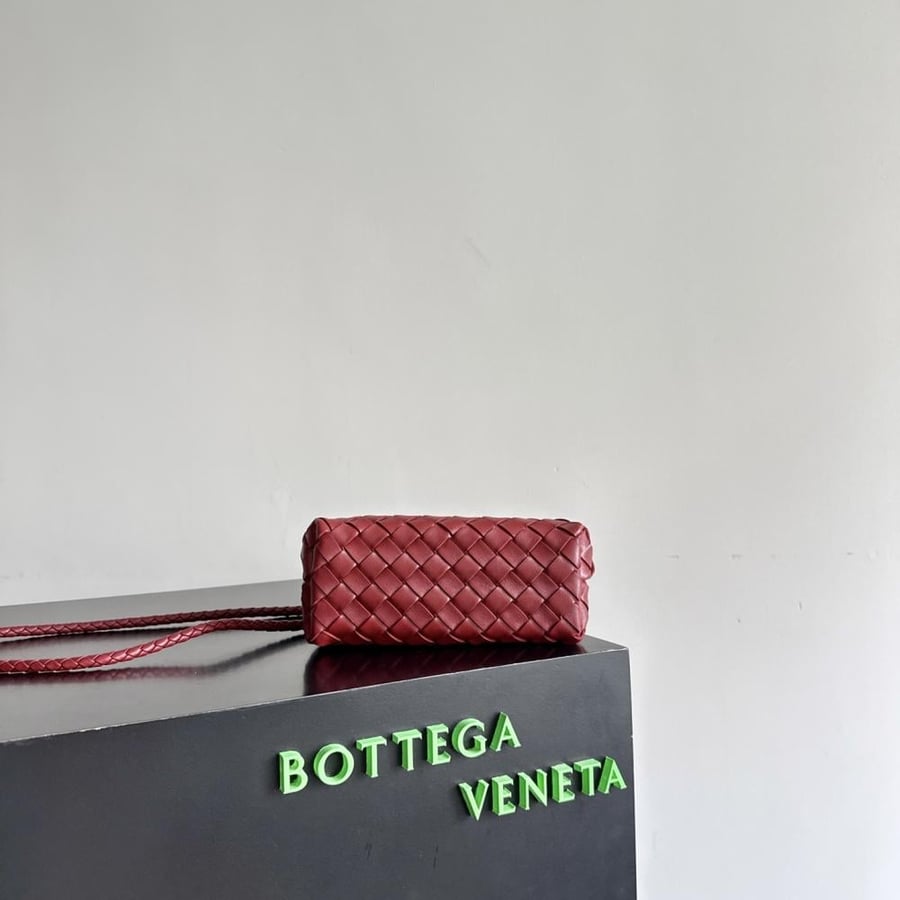 شنطة بوتيغا Mini Andiamo Bottega