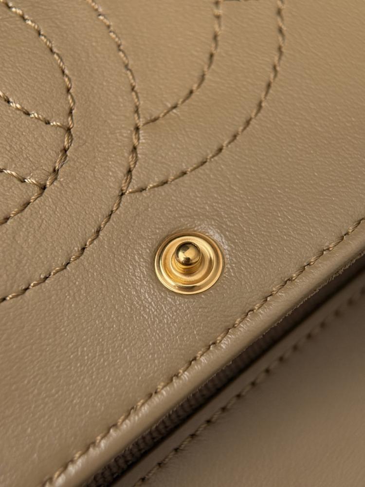 شنطة شانيل chanel