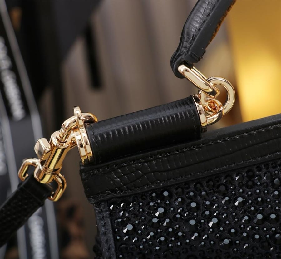 . شنطة دولتشي اند غابانا Small Sicily handbag
