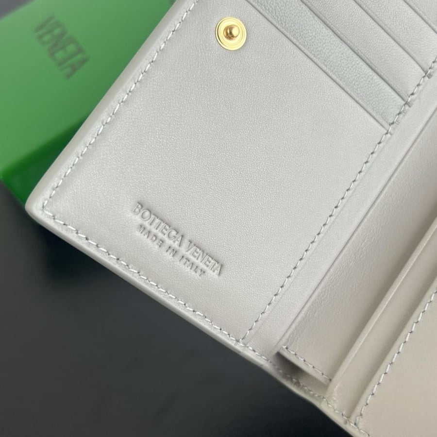 محفظة بوتيغا Sheep Leather bottega