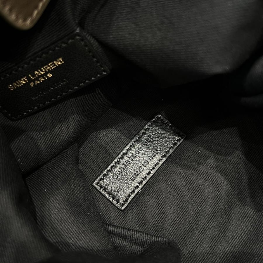 سان لوران Jamie 24