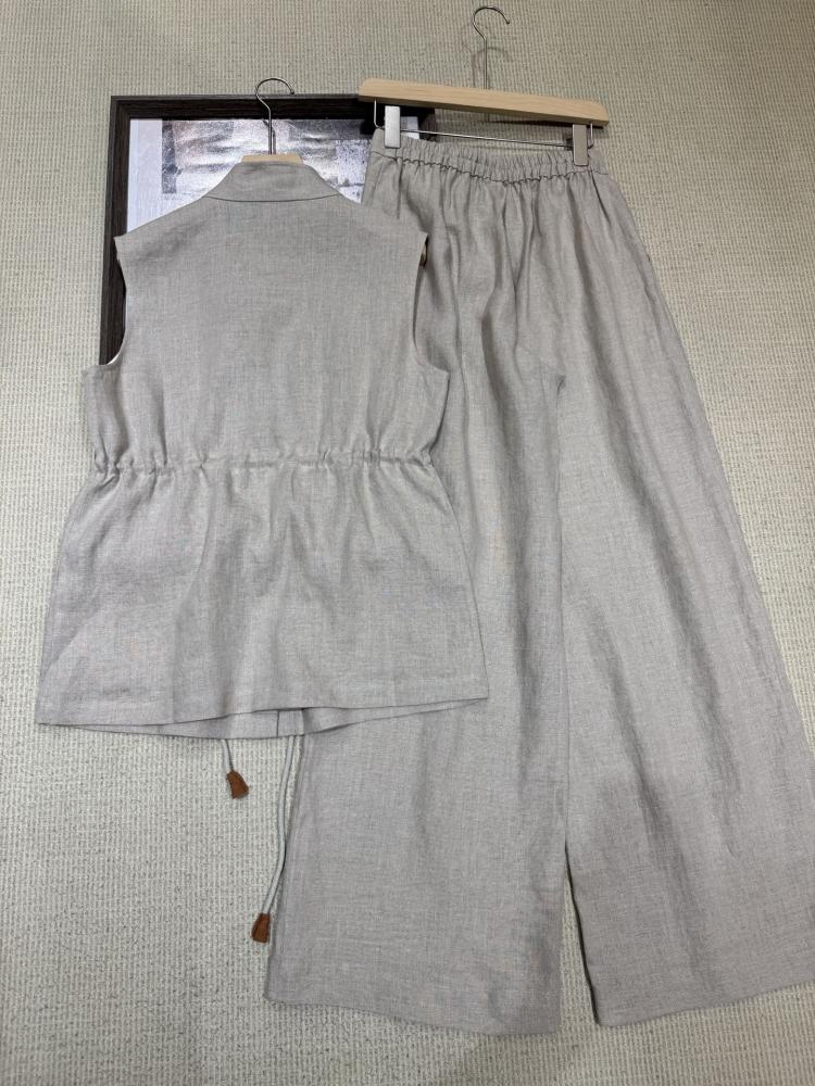 طقم Brunello cucinelli