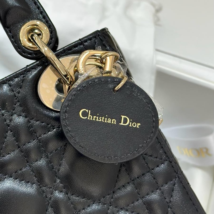 شنطة ديور Lady Dior مقاس 17cm