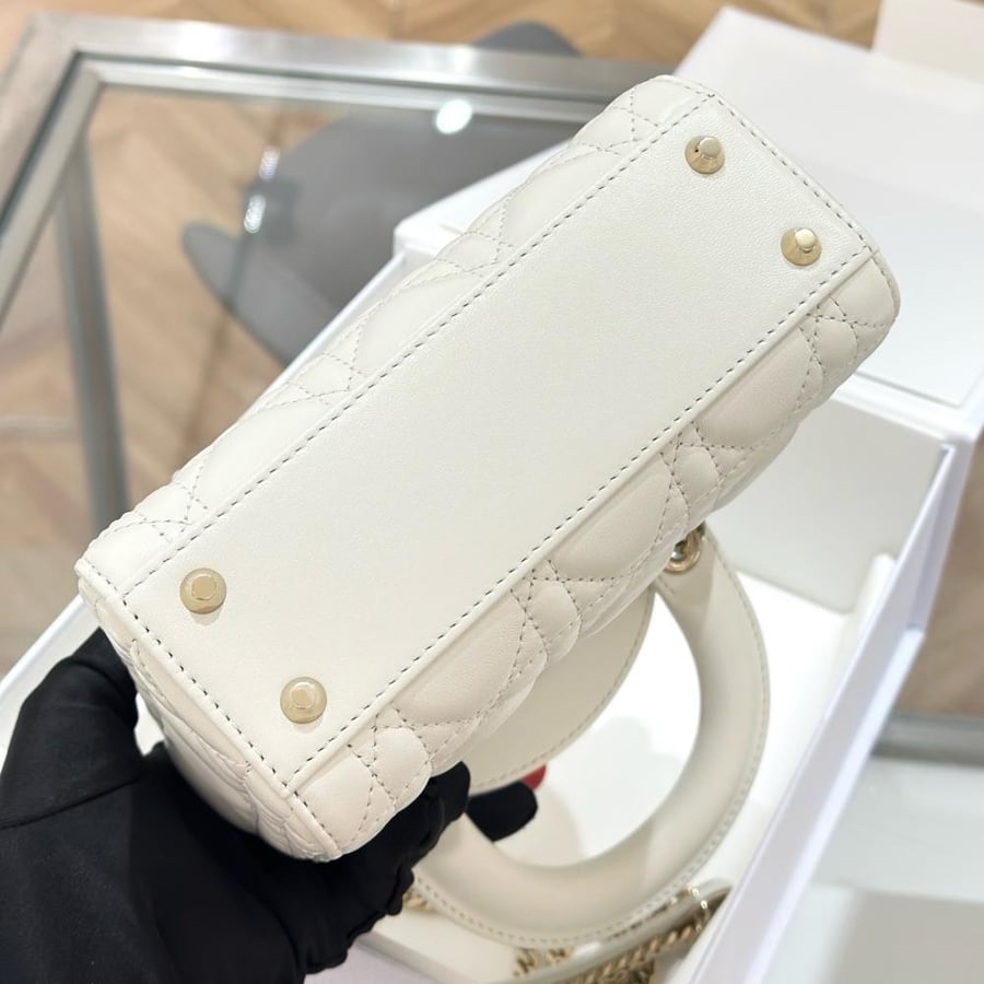 شنطة ديور Lady Dior مقاس 17cm