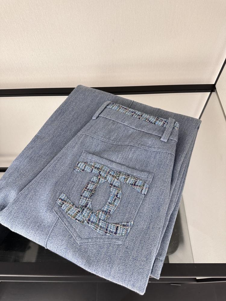 طقم جينز Chanel