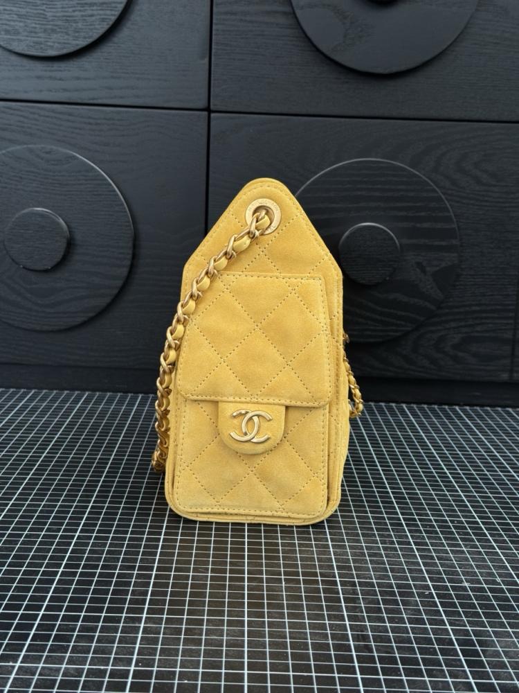شنطة شانيل Mini hopo bag 22cm