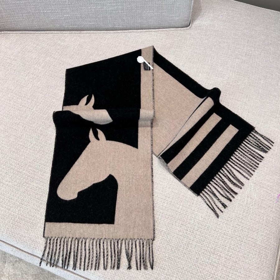 سكارف Hermes