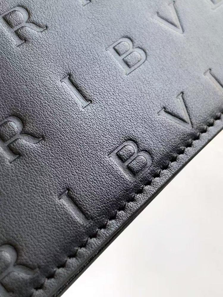 شنطة بولغاري Large Logo  مقاس 19cm