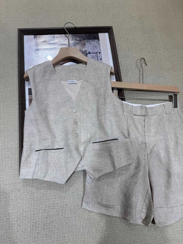 طقم Brunello cucinelli
