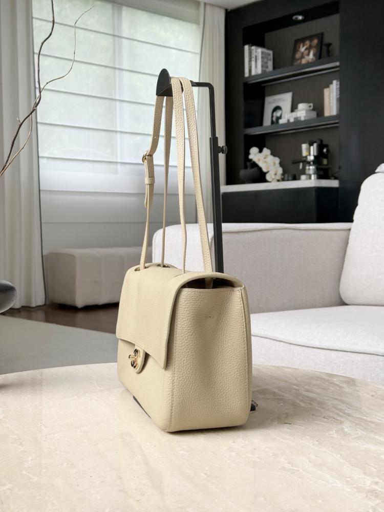 شنطة شانيل chanel