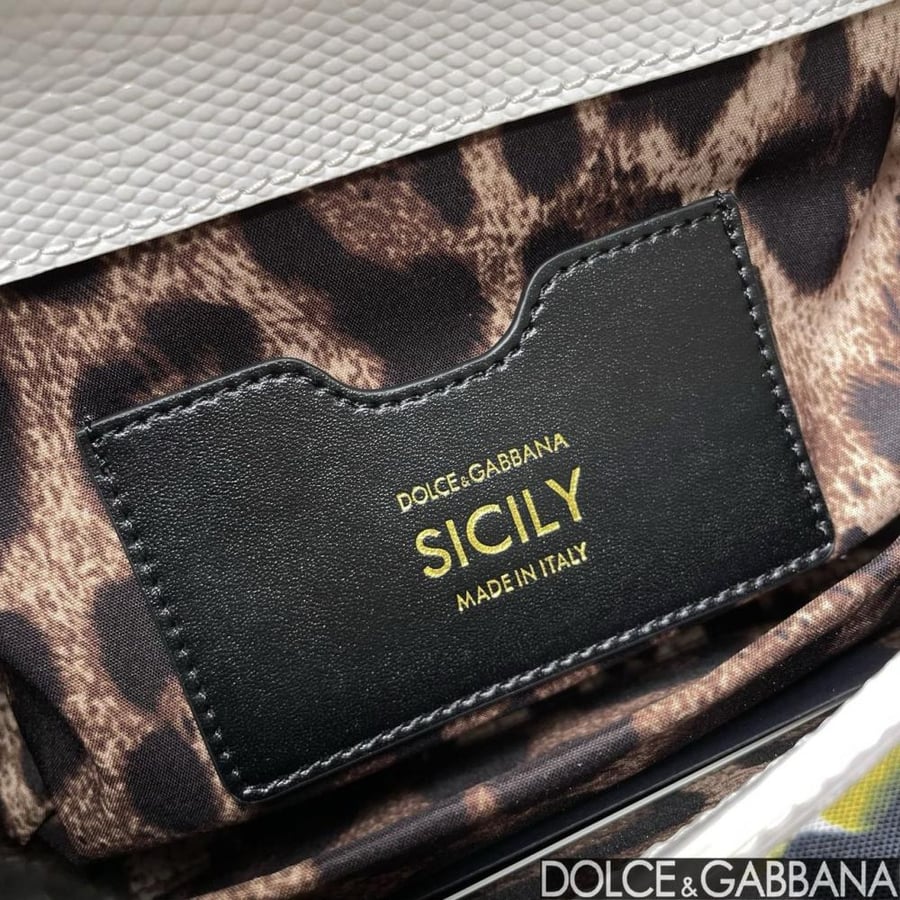 . شنطة دولتشي اند غابانا شنطة دولتشي اند غابانا Small Sicily handbag