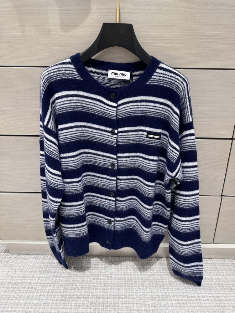 كارديجان Miu Miu