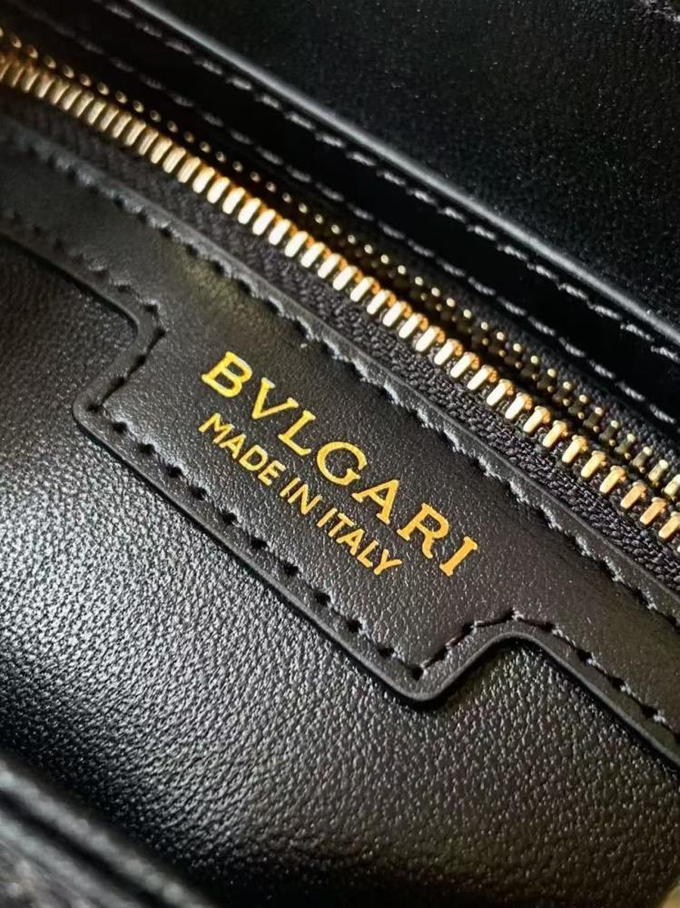 شنطة بولغاري SERPENTINE DUO TOP HANDLE مقاس 21.5cm