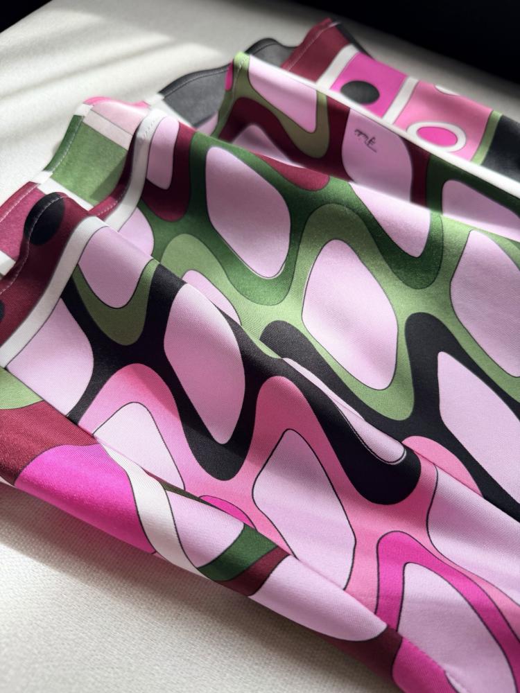 توب Pucci