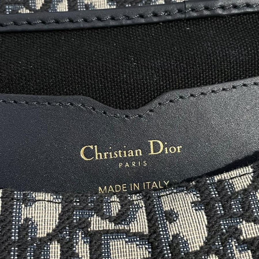 شنطة ديور DIOR BOBBY مقاس 21cm