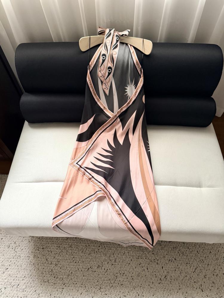 فستان Pucci