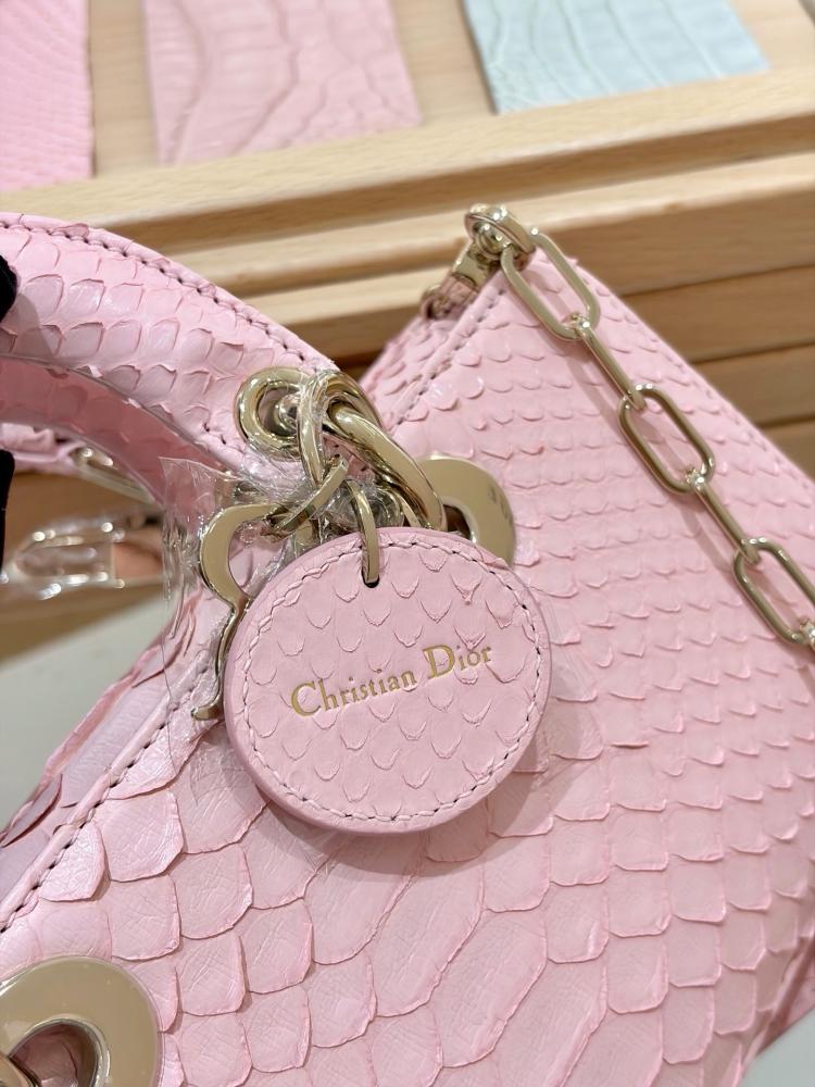شنطة ديور Snakeskin Dior