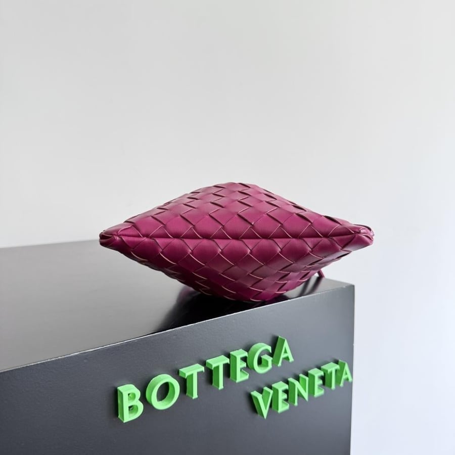 شنطة بوتيغا Mini Dustbag