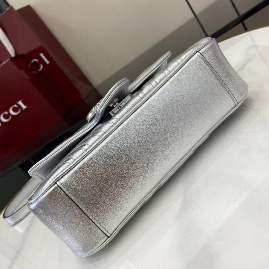 Gucci bag size 23cm