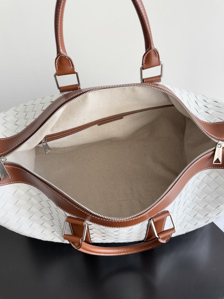 شنطة بوتيغا Woven Travel HandBag bottega .