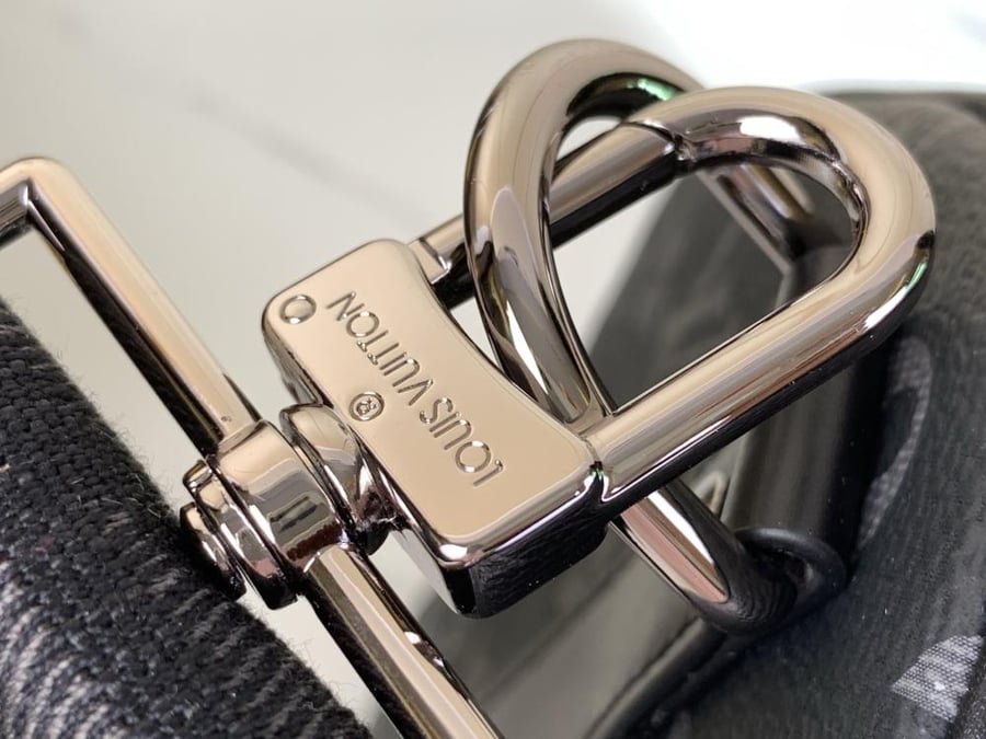 شنطة لويس فيتون Louis Vuitto