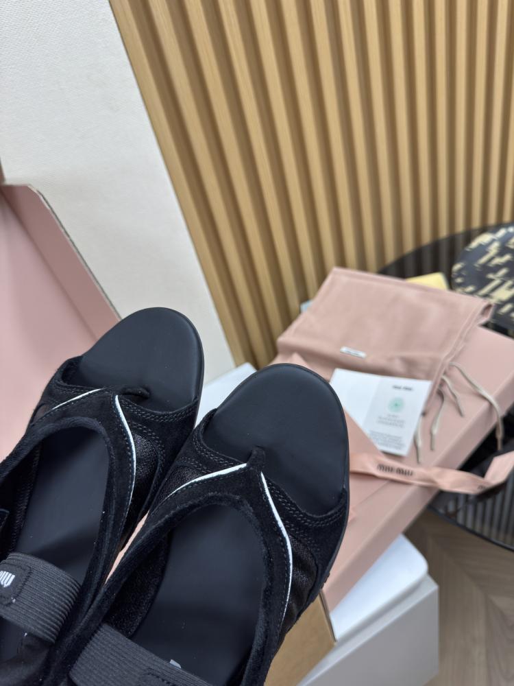 حذاء مفتوح ميو ميو Pocket