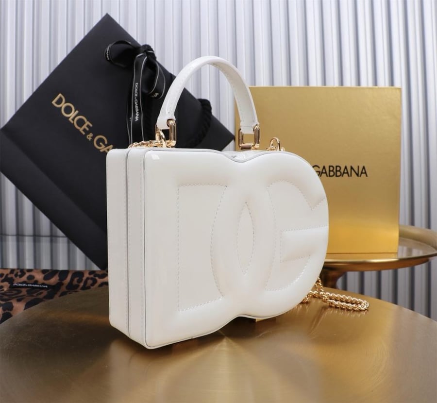 شنطة دولتشي اند غابانا DG Logo Bag box handbag