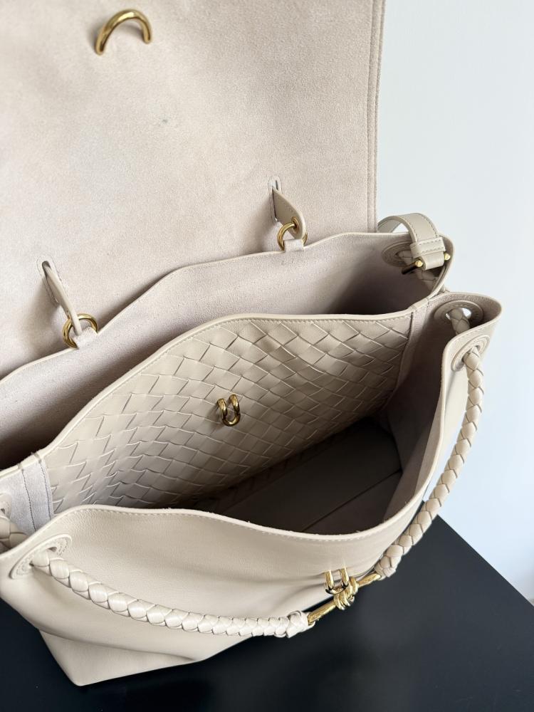 شنطة بوتيغا Ciao Ciao مقاس 42cm