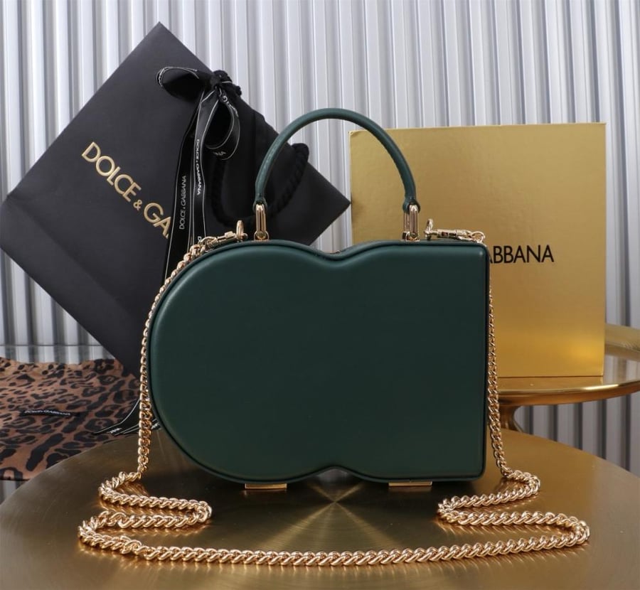 شنطة دولتشي اند غابانا DG Logo Bag box handbag