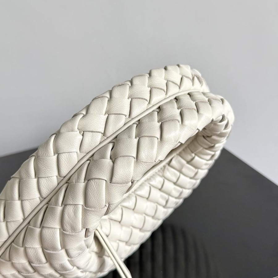 شنطة بوتيغا Baby Veneta Bottega