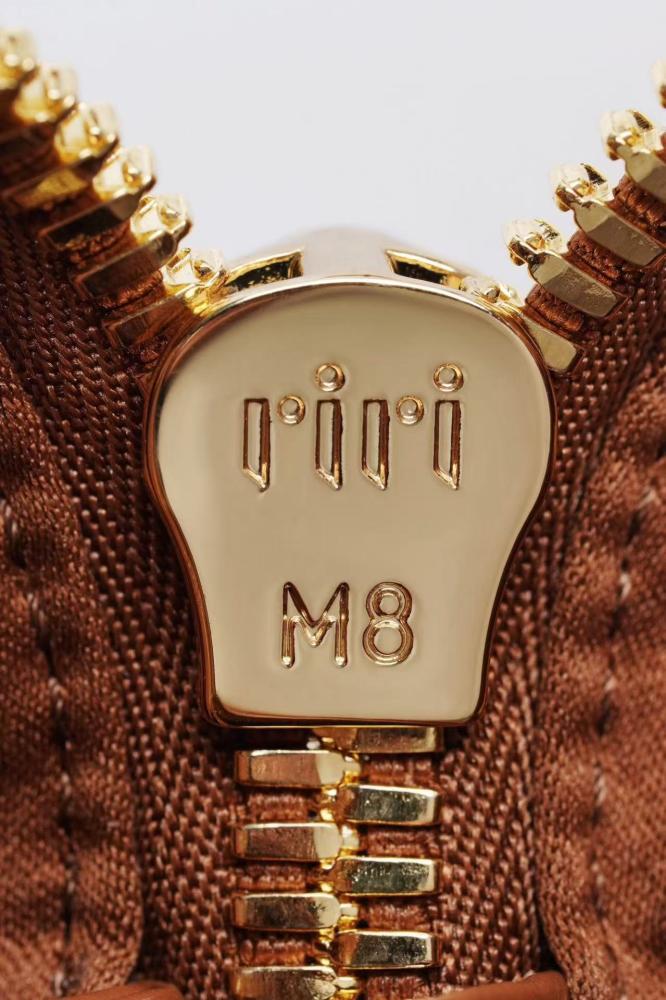 شنطة Miu Miu Arcadie  مقاس 22cm