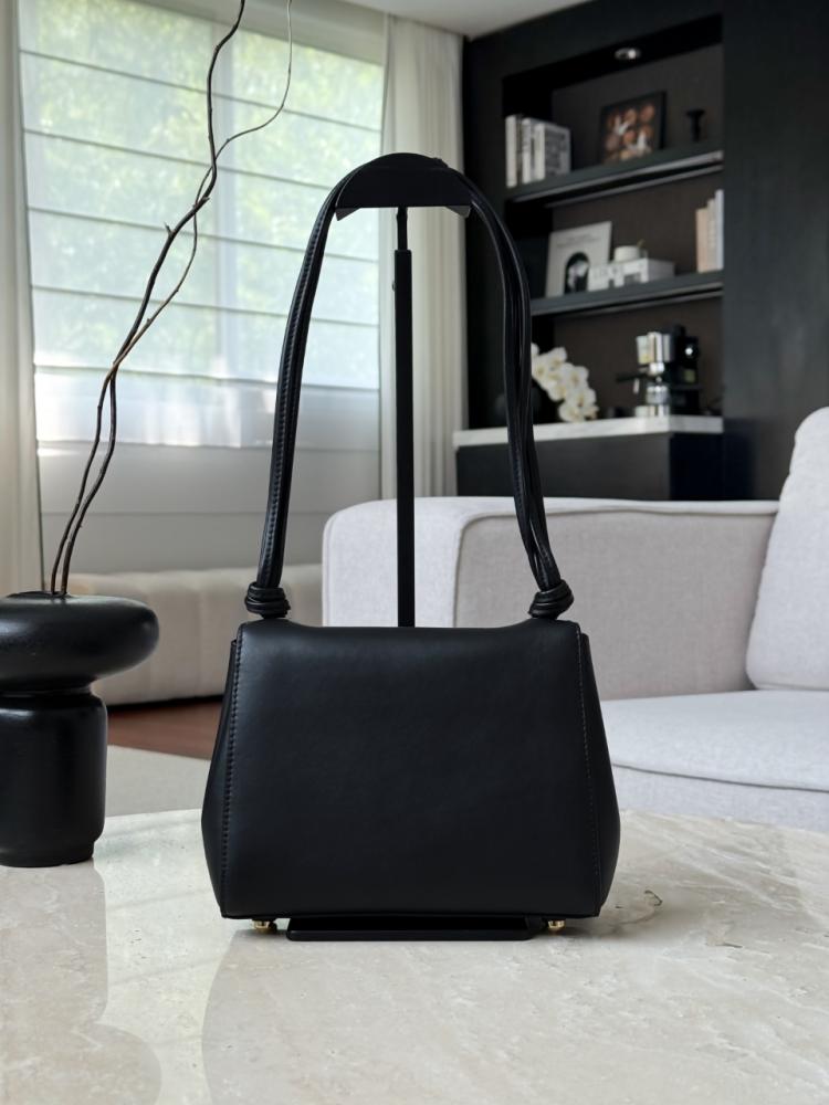 شنطة شانيل chanel