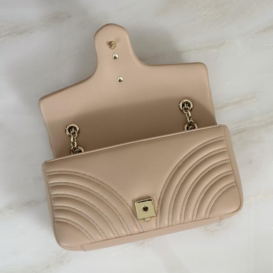 شنطة غوتشي Gucci