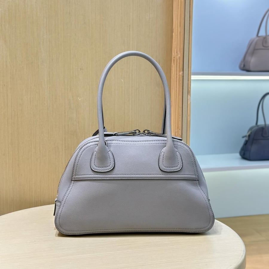 شنطة ميو ميو Mini Vivant Miumiu مقاس 28 cm