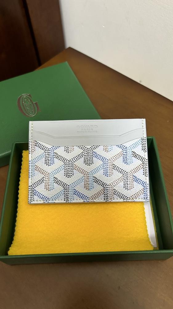محفظة كارد هولدر جويارد Goyard