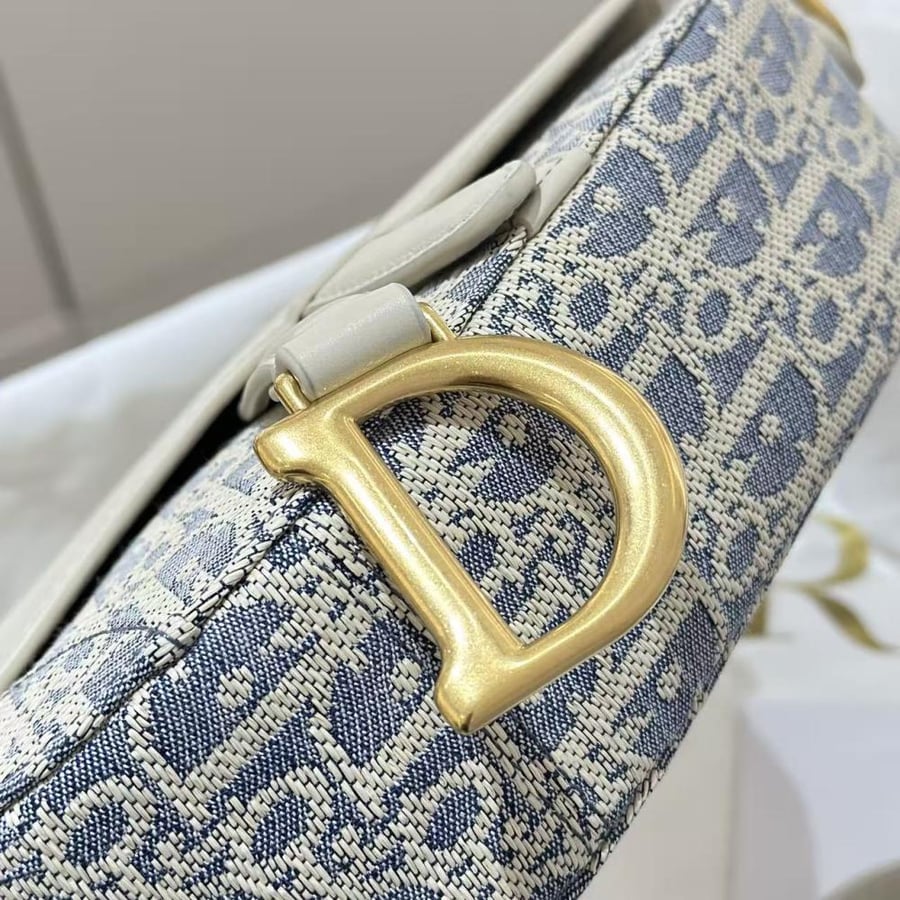 شنطة ديور Saddle Doir