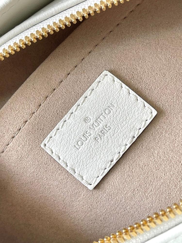 Louis Vuitton bag