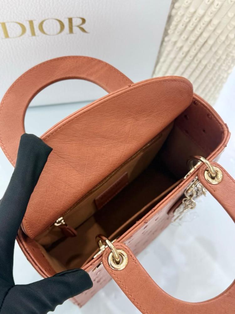 شنطة ديور Lady Ostrich Skin مقاس 20cm