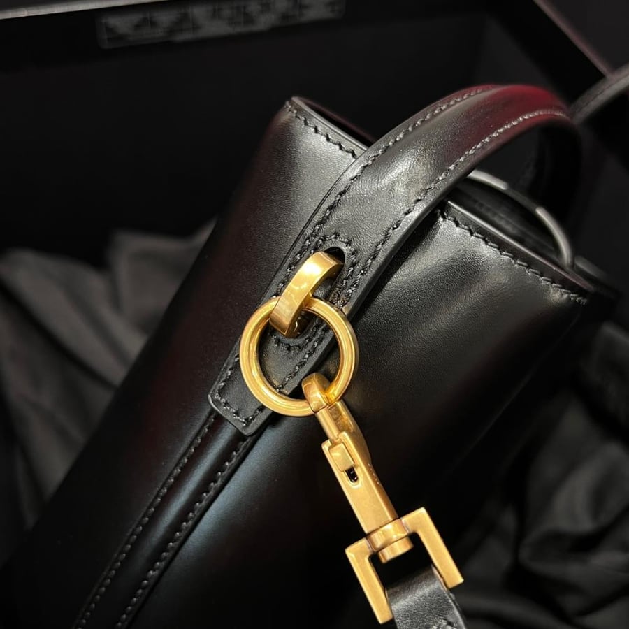 شنطة سان لوران LE 37 mini