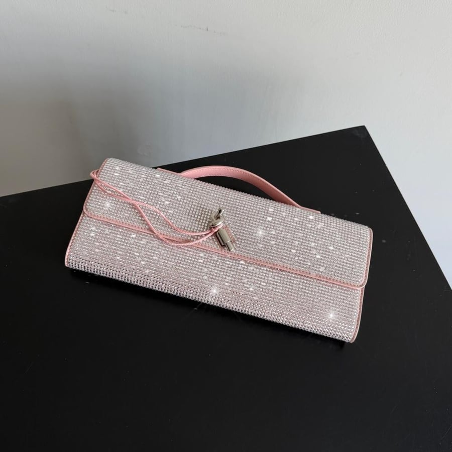 شنطة بوتيغا Andiamo clutch Bottega