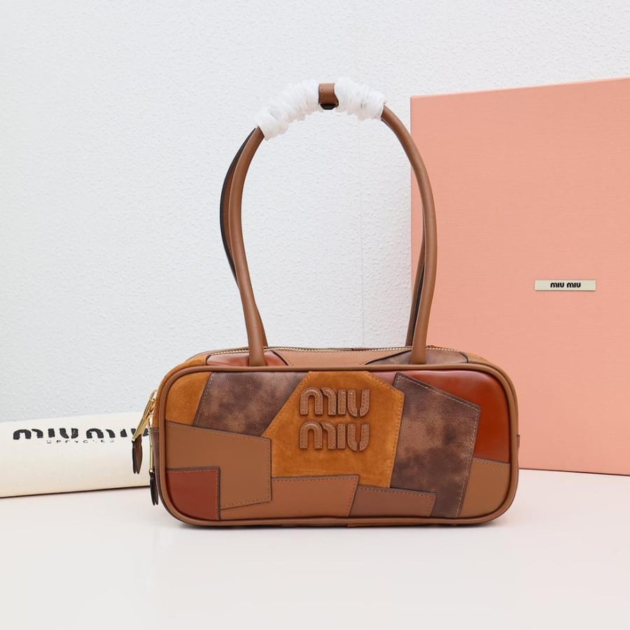 شنطة Miu Miu