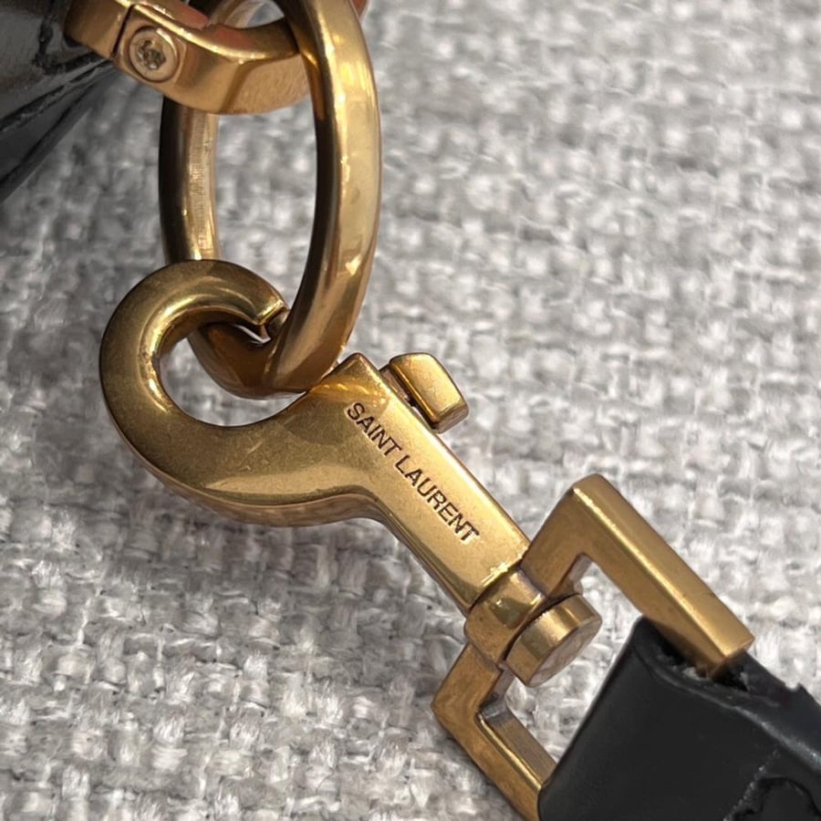 شنطة سان لوران Voltaire box Saint Laurent