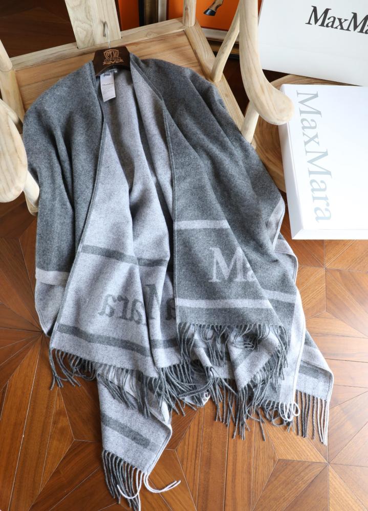 كاب MaxMara