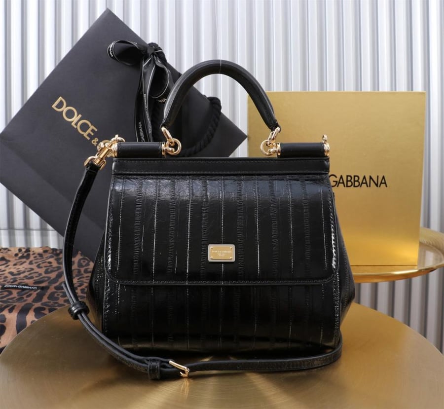 . شنطة دولتشي اند غابانا Medium Sicily handbag