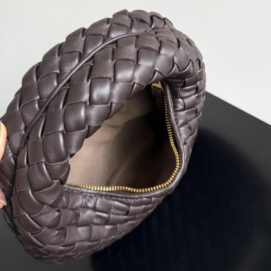 شنطة بوتيغا Baby Veneta Bottega