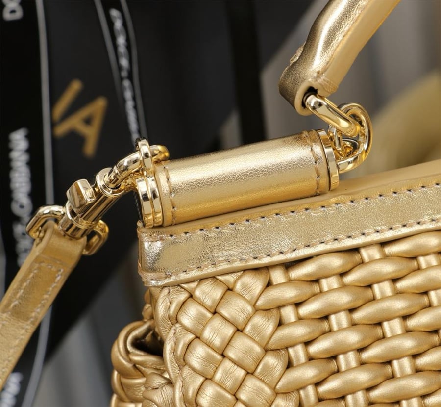شنطة دولتشي اند غابانا Small Sicily handbag
