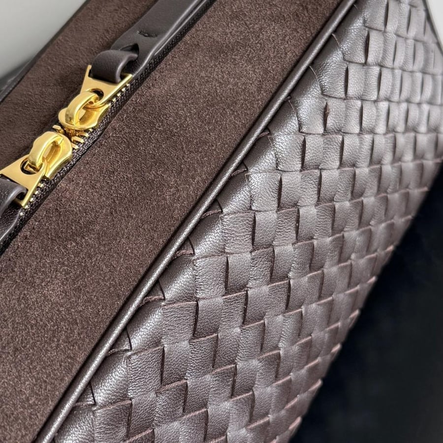 شنطة بوتيغا large Nodo Bottega