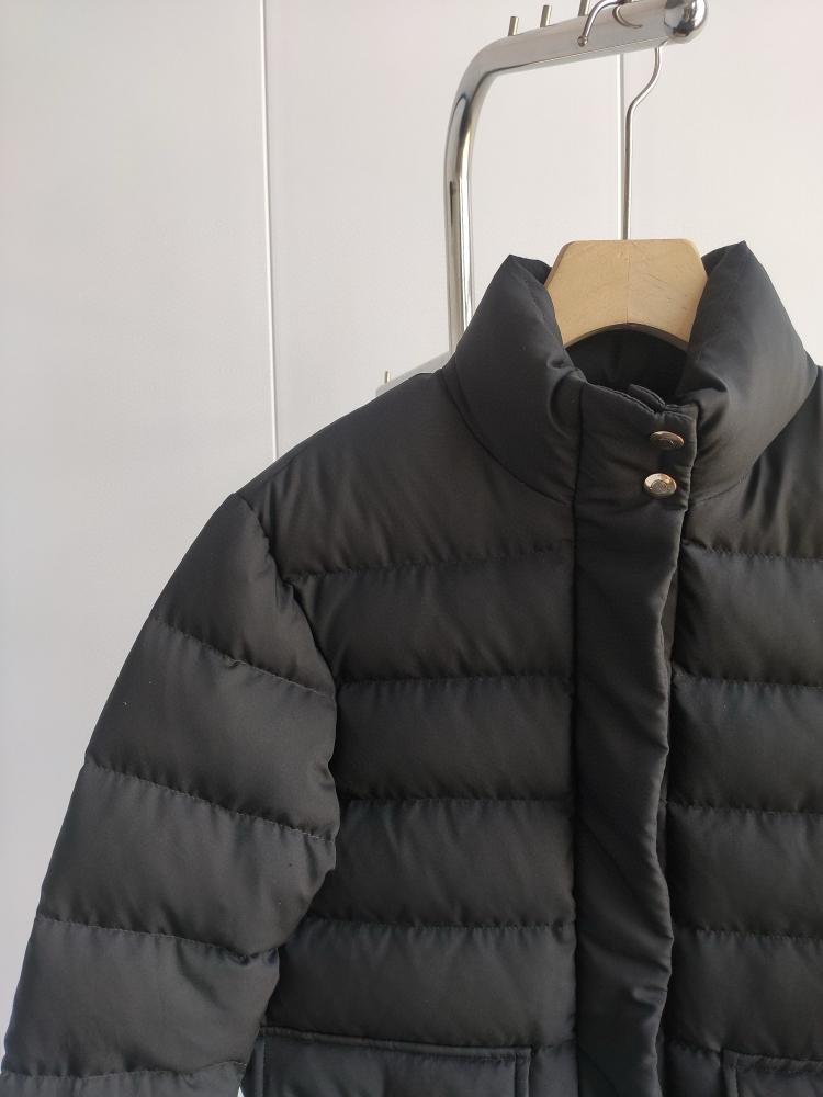 جاكيت Moncler