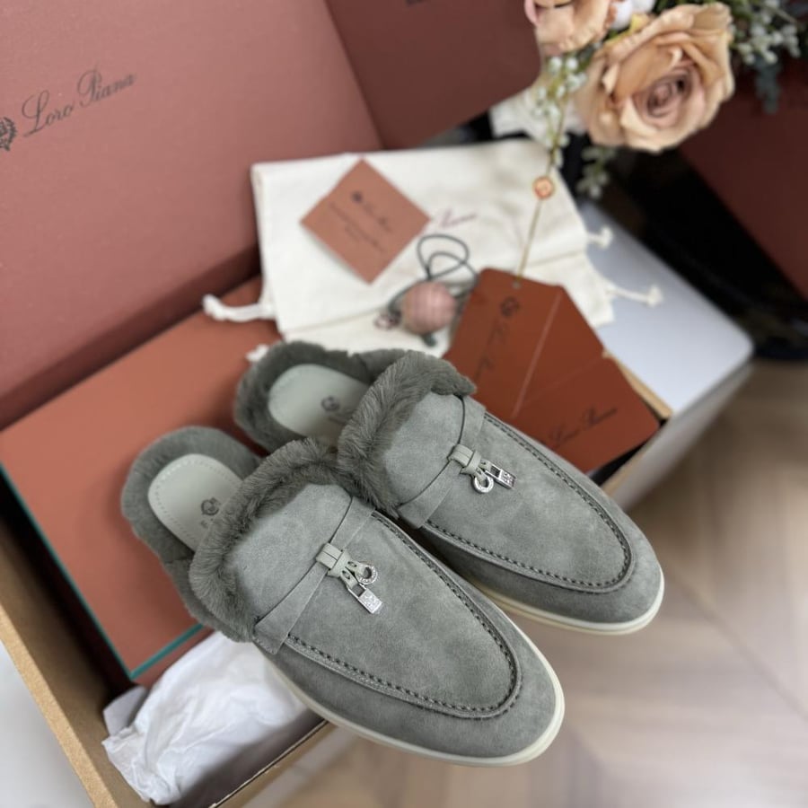 سليبر فلات لورو بيانا Suede Fur