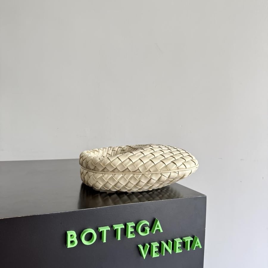 شنطة بوتيغا Baby Veneta Bottega